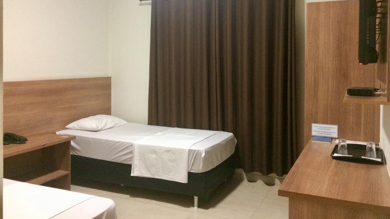 Cast Comfort Hotel Paranaíba Kültér fotó