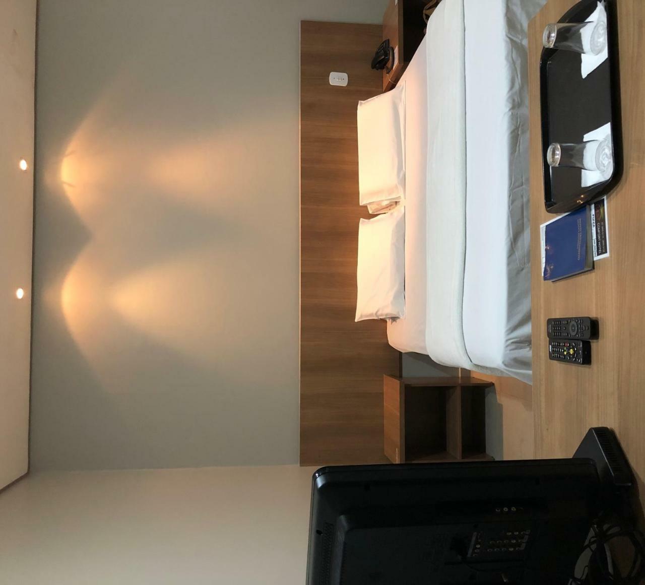 Cast Comfort Hotel Paranaíba Kültér fotó